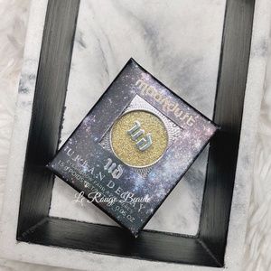 Urban Decay Moondust Eyeshadow - Fool's Gold New Full size